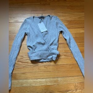 Zara NWT Light Gray V-Neck Sweater
